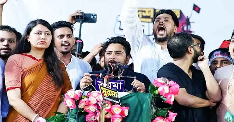 সিলেটে এনসিপির সমাবেশে বক্তব্য রাখছেন আহ্বায়ক নাহিদ